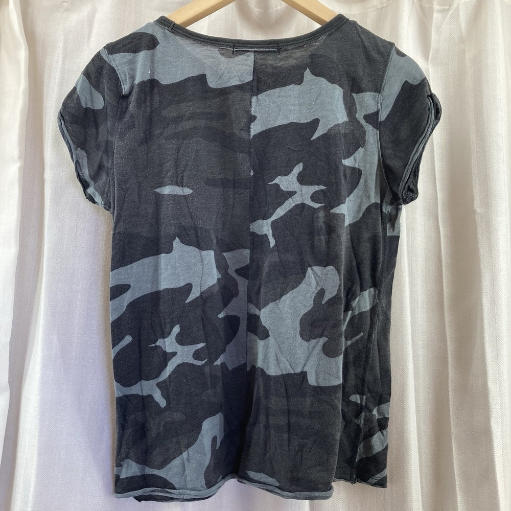 WE THE FREE PEOPLE Women's Camouflage Camo Boxy Oversized T-Shirt‎ Size S/M - Picture 5 of 7